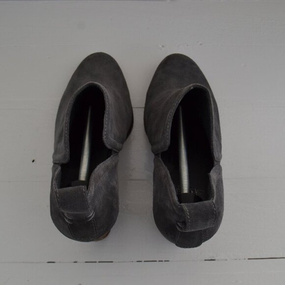 Vince Camuto Gray Ankle Heeled Boots Women's 10 M Fall Shoes Booties - Picture 6 of 8